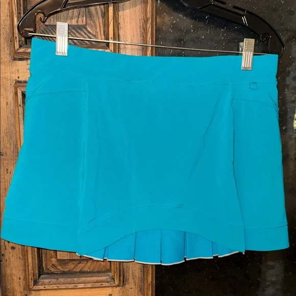 Nike White and Blue Athletic Set - Picture 6 of 7